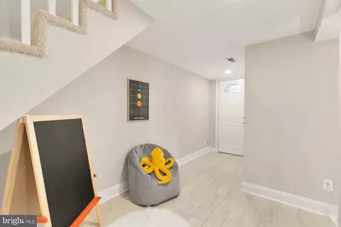 1012 10th St NE, Washington, DC 20002 photo 27