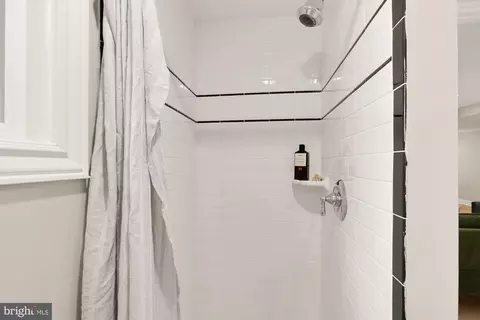 1012 10th St NE, Washington, DC 20002 photo 31