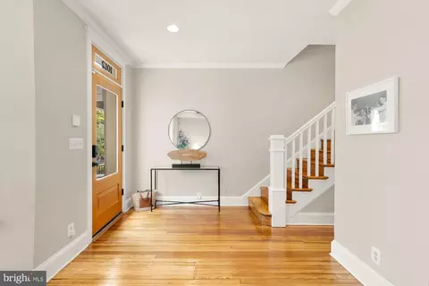 1012 10th St NE, Washington, DC 20002 photo 3