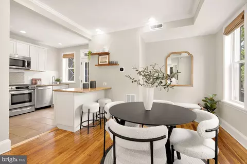 1012 10th St NE, Washington, DC 20002 photo 10