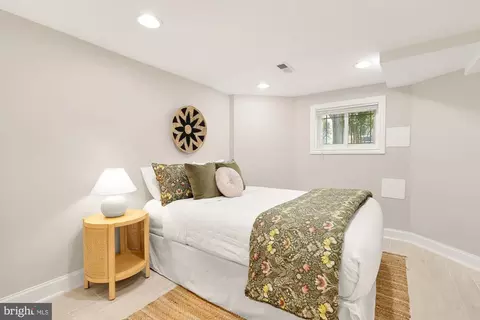 1012 10th St NE, Washington, DC 20002 photo 28