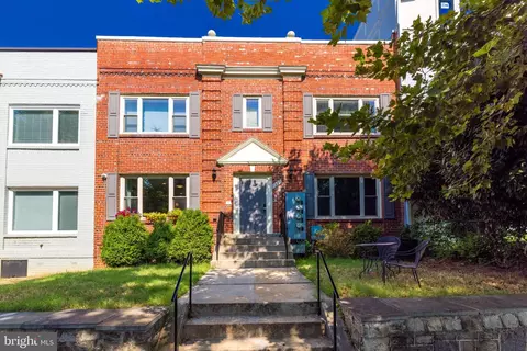 1330 Orren St NE #101, Washington, DC 20002