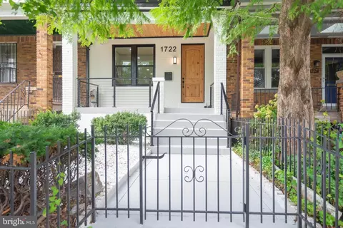 1722 C St NE, Washington, DC 20002