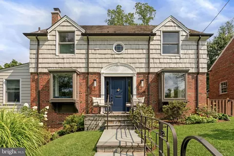 6691 32nd Pl NW, Washington, DC 20015