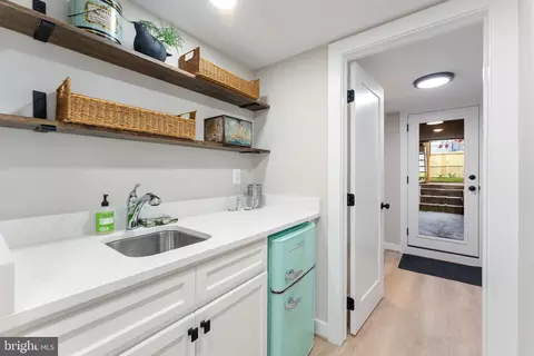 1740 D St SE, Washington, DC 20003 photo 36