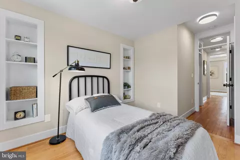 1740 D St SE, Washington, DC 20003 photo 31