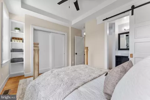 1740 D St SE, Washington, DC 20003 photo 25