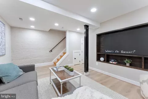 1740 D St SE, Washington, DC 20003 photo 34