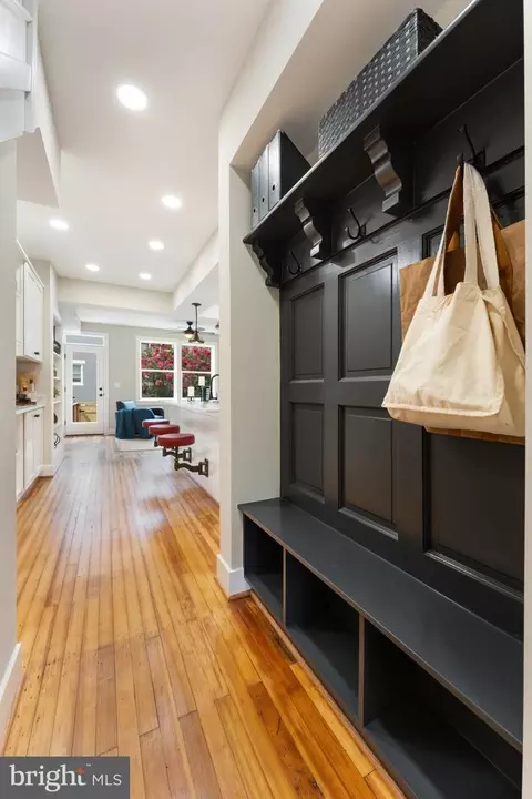 1740 D St SE, Washington, DC 20003 photo 18