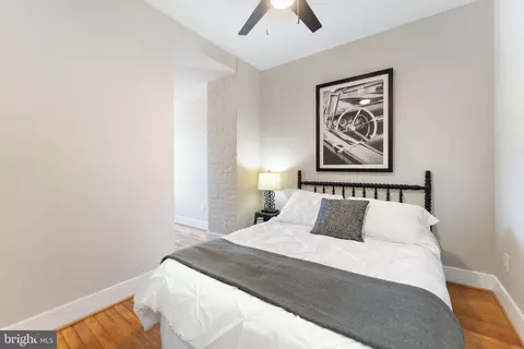 1740 D St SE, Washington, DC 20003 photo 26