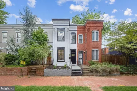 Exterior - 246 14th St SE, Washington, DC 20003 photo 2 of 6