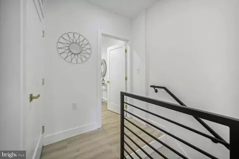 Entry Way - 246 14th St SE, Washington, DC 20003 photo 5 of 6