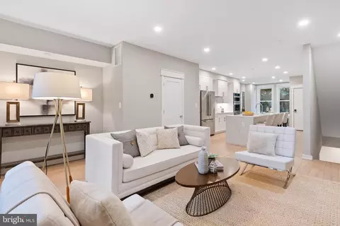 412 D St SE #B, Washington, DC 20003 photo 11