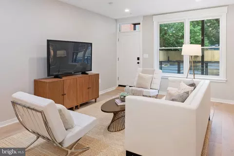 412 D St SE #B, Washington, DC 20003 photo 12