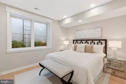 412 D St SE #B, Washington, DC 20003 photo 15