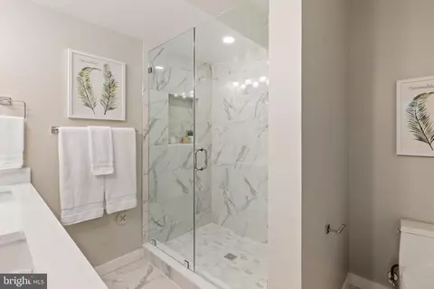 412 D St SE #B, Washington, DC 20003 photo 18