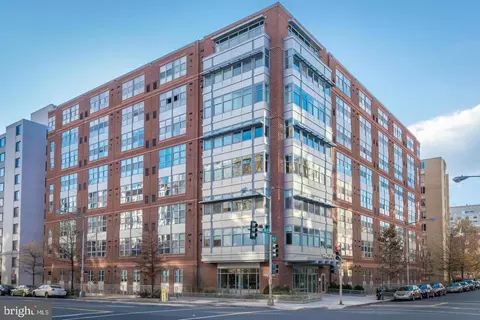 1300 N Nw NW #203, Washington, DC 20005