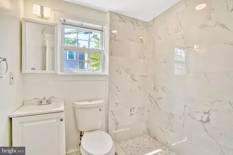 Bath - 201 Douglas St NE, Washington, DC 20002 photo 1 of 8