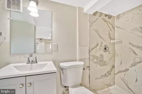 Bath - 201 Douglas St NE, Washington, DC 20002 photo 6 of 8