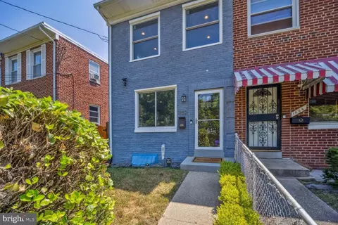 1652 Fort Dupont St SE, Washington, DC 20020