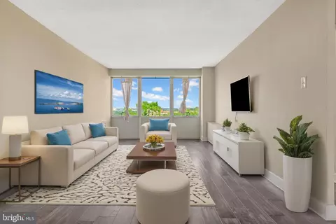 1311 Delaware Ave SW #S-844, Washington, DC 20024