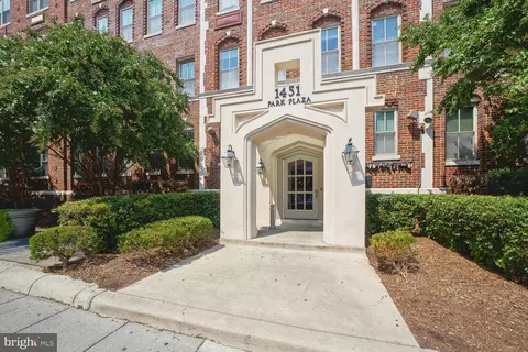 1451 Park Rd NW #113, Washington, DC 20010