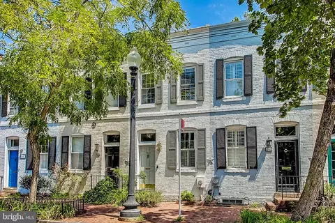 Exterior - 1343 28th St NW, Washington, DC 20007 photo 1 of 4