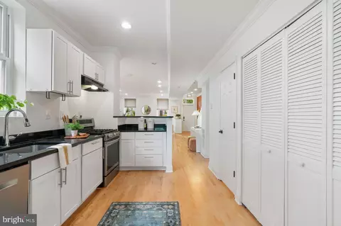 225 14th St NE, Washington, DC 20002 photo 11