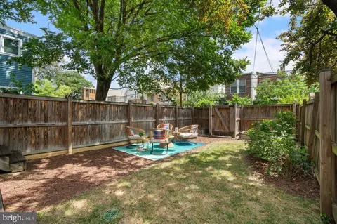 225 14th St NE, Washington, DC 20002 photo 19
