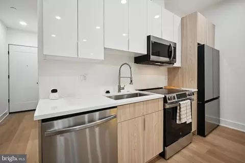 1440 Harvard St NW #1, Washington, DC 20009 photo 9