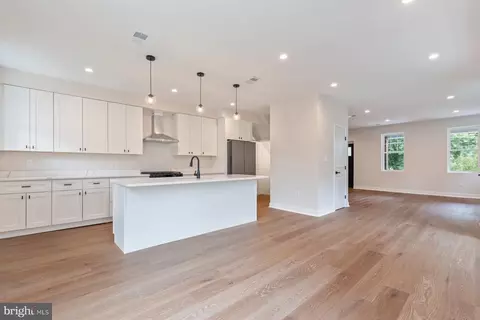 2225 Naylor Rd SE, Washington, DC 20020