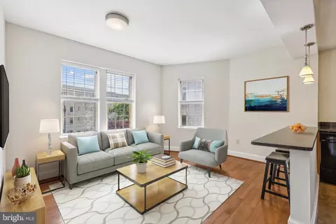 1673 Park Rd NW #304, Washington, DC 20010
