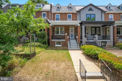 318 Missouri Ave NW, Washington, DC 20011