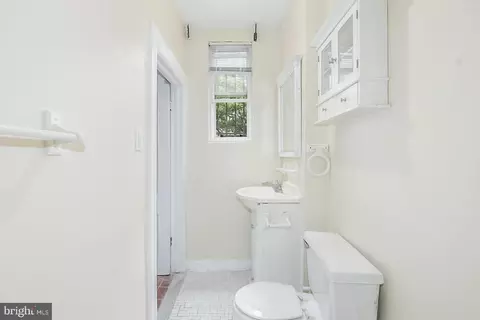 535 3rd St NE, Washington, DC 20002 photo 18