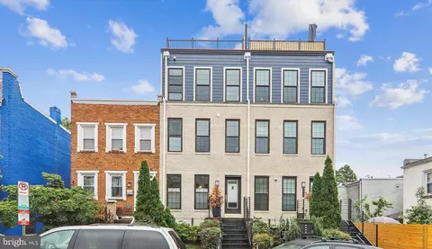 526 Lamont St NW #2, Washington, DC 20010