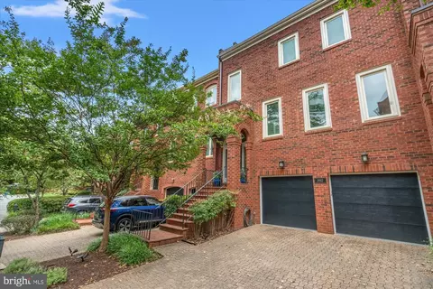 3982 Georgetown Ct NW, Washington, DC 20007