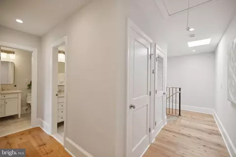 1716 37th St NW, Washington, DC 20007 photo 31