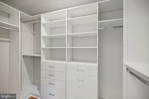 1716 37th St NW, Washington, DC 20007 photo 30