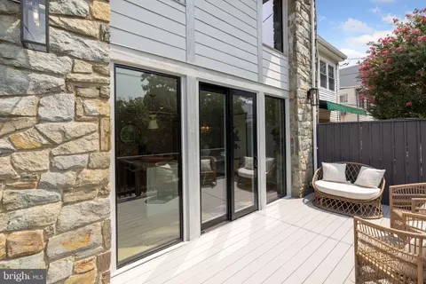1716 37th St NW, Washington, DC 20007 photo 19