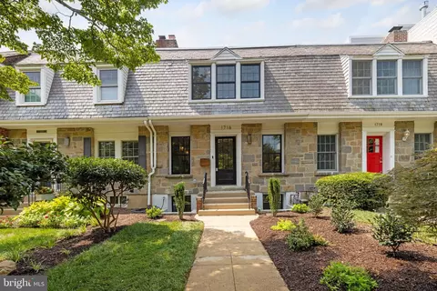 1716 37th St NW, Washington, DC 20007