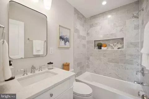 1716 37th St NW, Washington, DC 20007 photo 33
