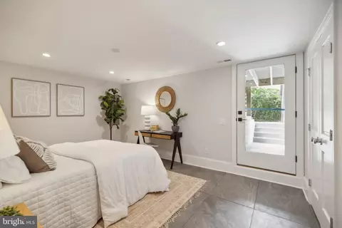 1716 37th St NW, Washington, DC 20007 photo 46