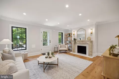 1716 37th St NW, Washington, DC 20007 photo 10