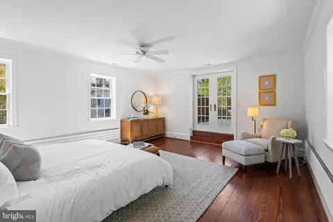 Bedroom - 1406 34th St NW, Washington, DC 20007 photo 3 of 9