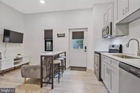 Other - 1709 N Capitol NE, Washington, DC 20002 photo 8 of 17