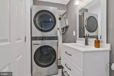 Other - 1709 N Capitol NE, Washington, DC 20002 photo 6 of 17