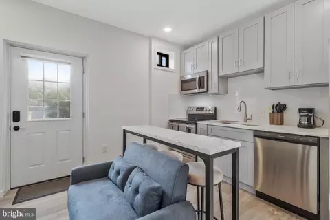 Other - 1709 N Capitol NE, Washington, DC 20002 photo 14 of 17