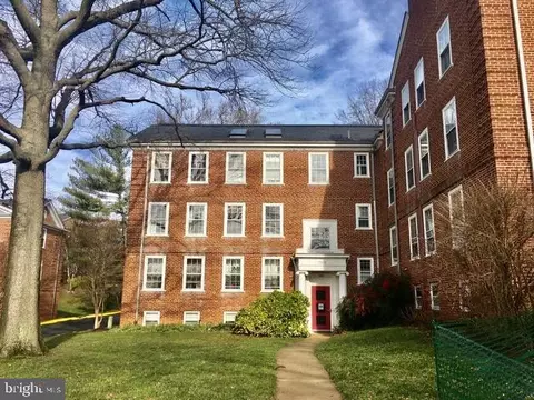 3851 Newark St NW #D460, Washington, DC 20016