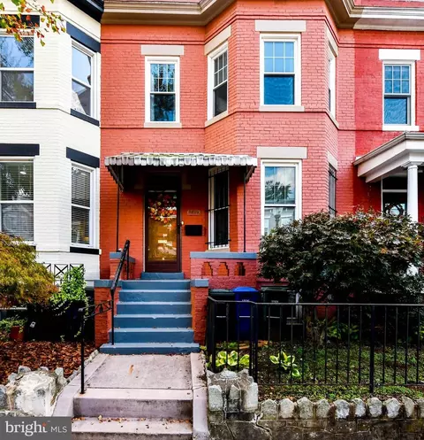 1427 Ames Pl NE, Washington, DC 20002