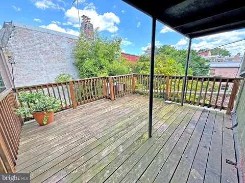 Exterior - 330 5th St SE, Washington, DC 20003 photo 6 of 6